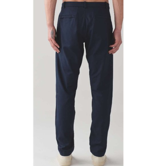 Lululemon Commission Pant Navy - Picture 3 of 16